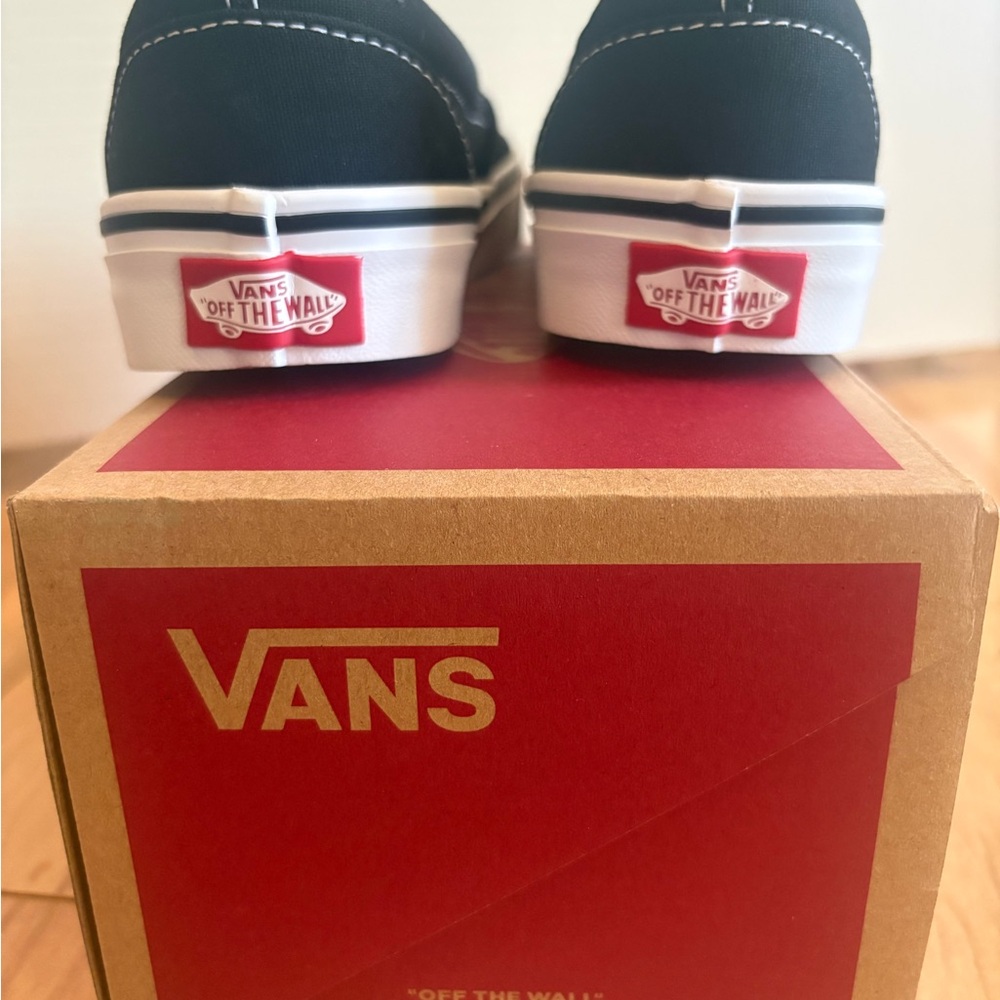 Vans Classic Black Slip-On Shoes - Picture 4 of 5